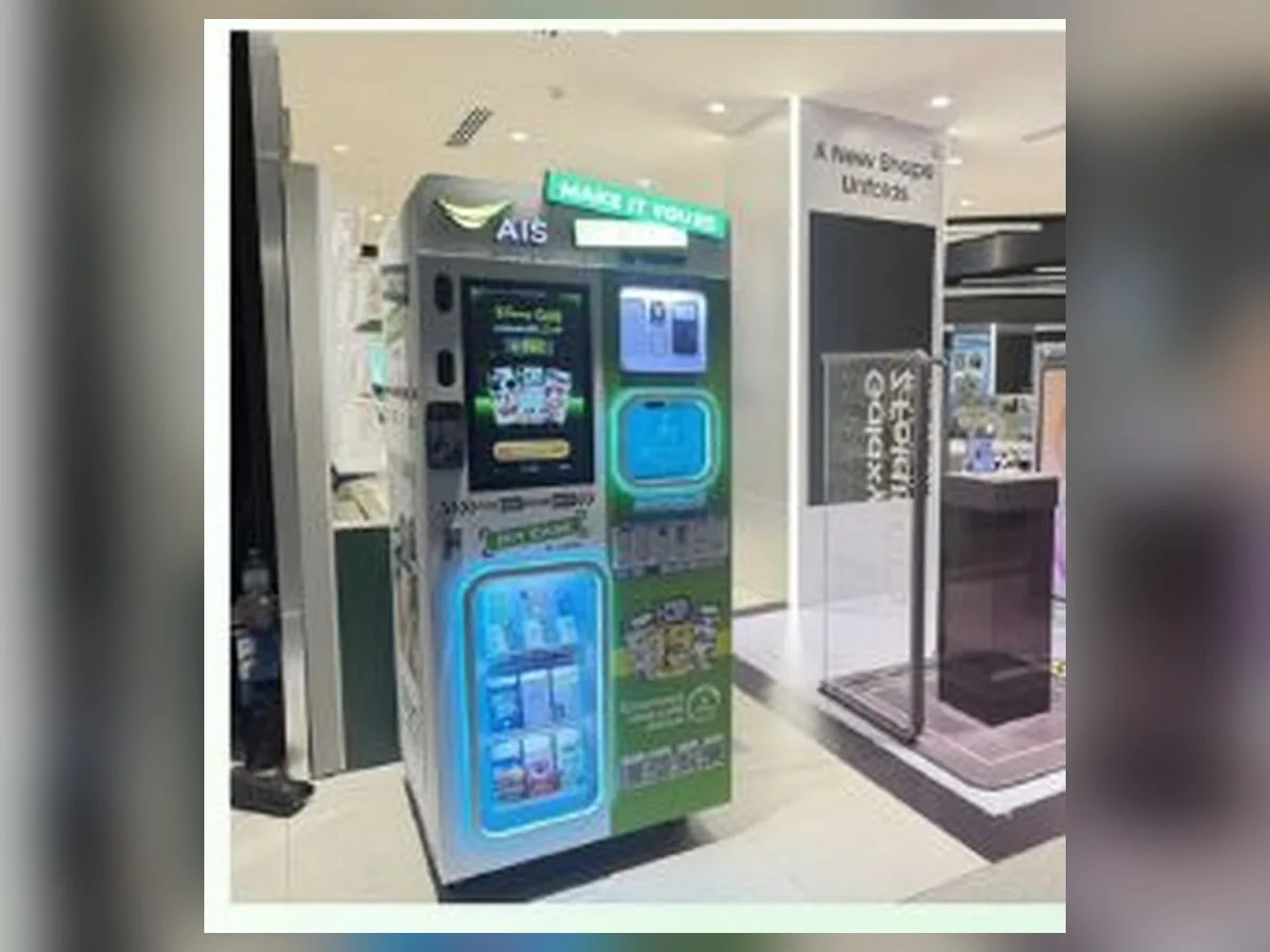 VEGER Electronics (Thailand) DIY machine at CENTRAL WORLD