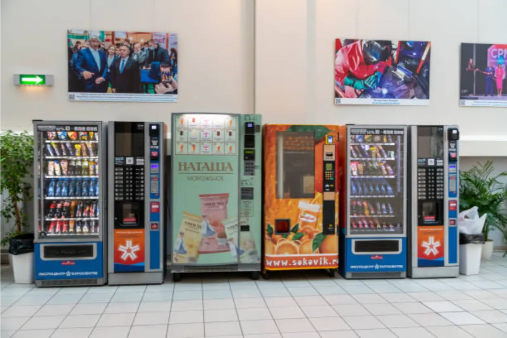 Why Shopping Malls Are Ideal for Screen Protector Vending Machines