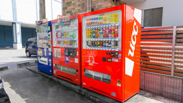 Gas Stations vs Shopping Malls: Where Do Vending Machines Perform Better?